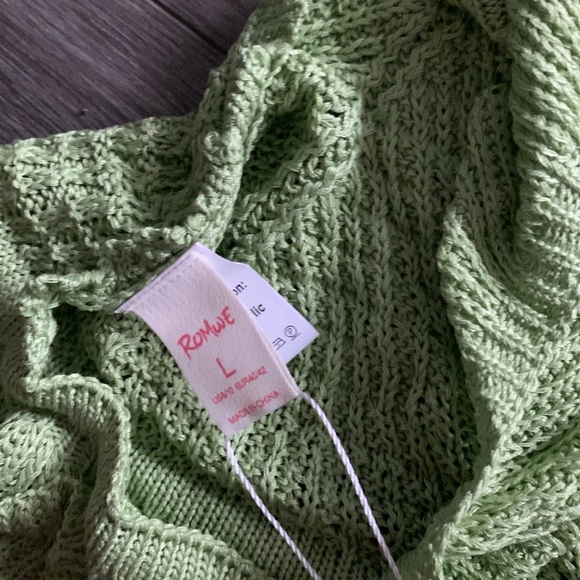 Romwe crochet green crop top L - Picture 3 of 3